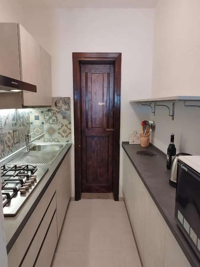 דירות סנטה טרזה גאיורה Casa A La Marmorata
